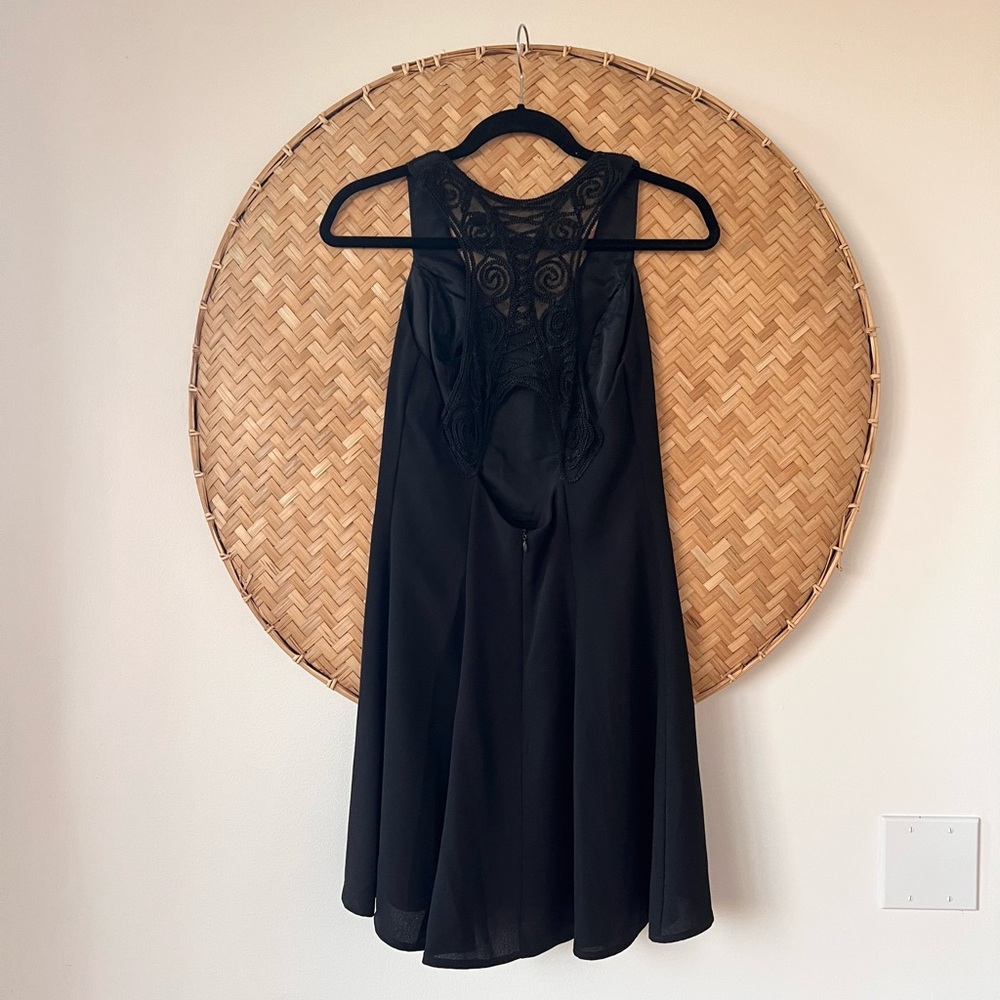 VINTAGE RAMPAGE BLACK Y2K DRESS LACE HALTER BACK COQUETTE WHIMSIGOTH EUC 90’S‎ - Picture 2 of 9